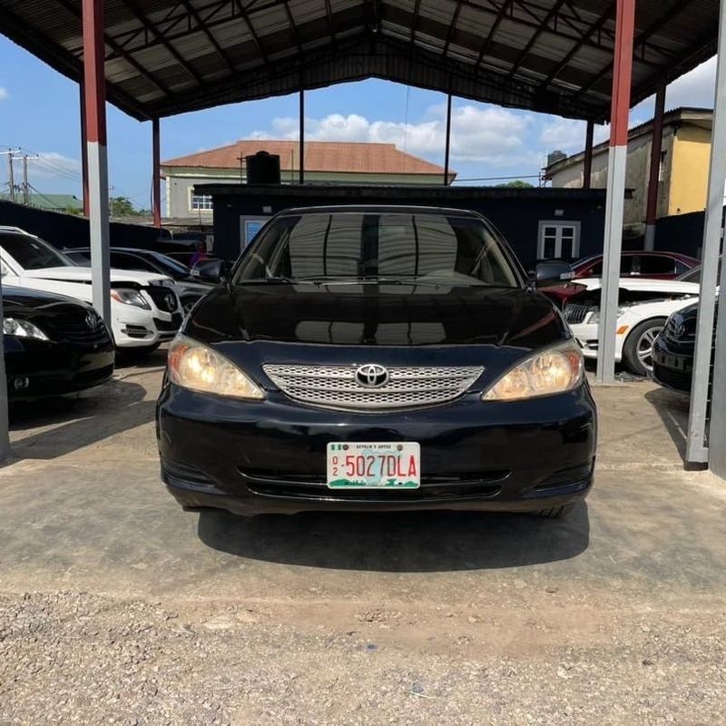 Main image of 2004 Toyota Camry LE
